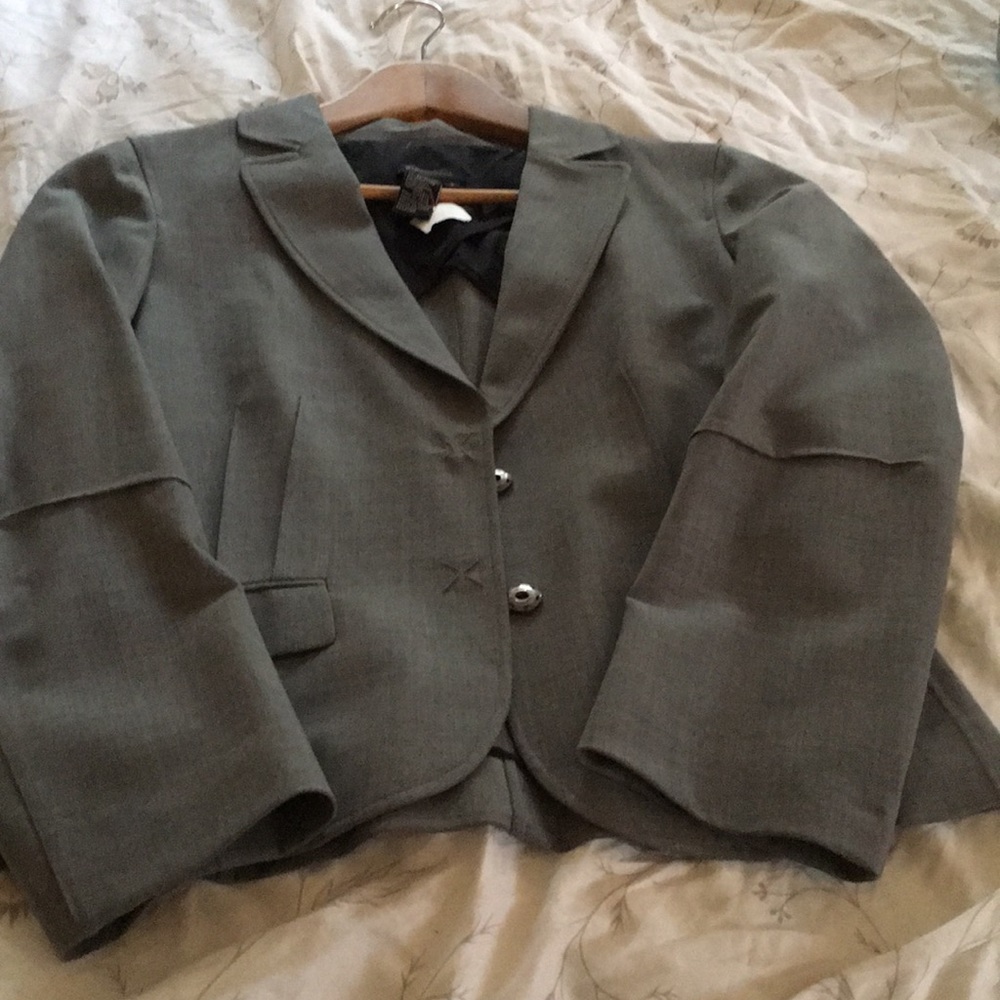 Grey blazer
